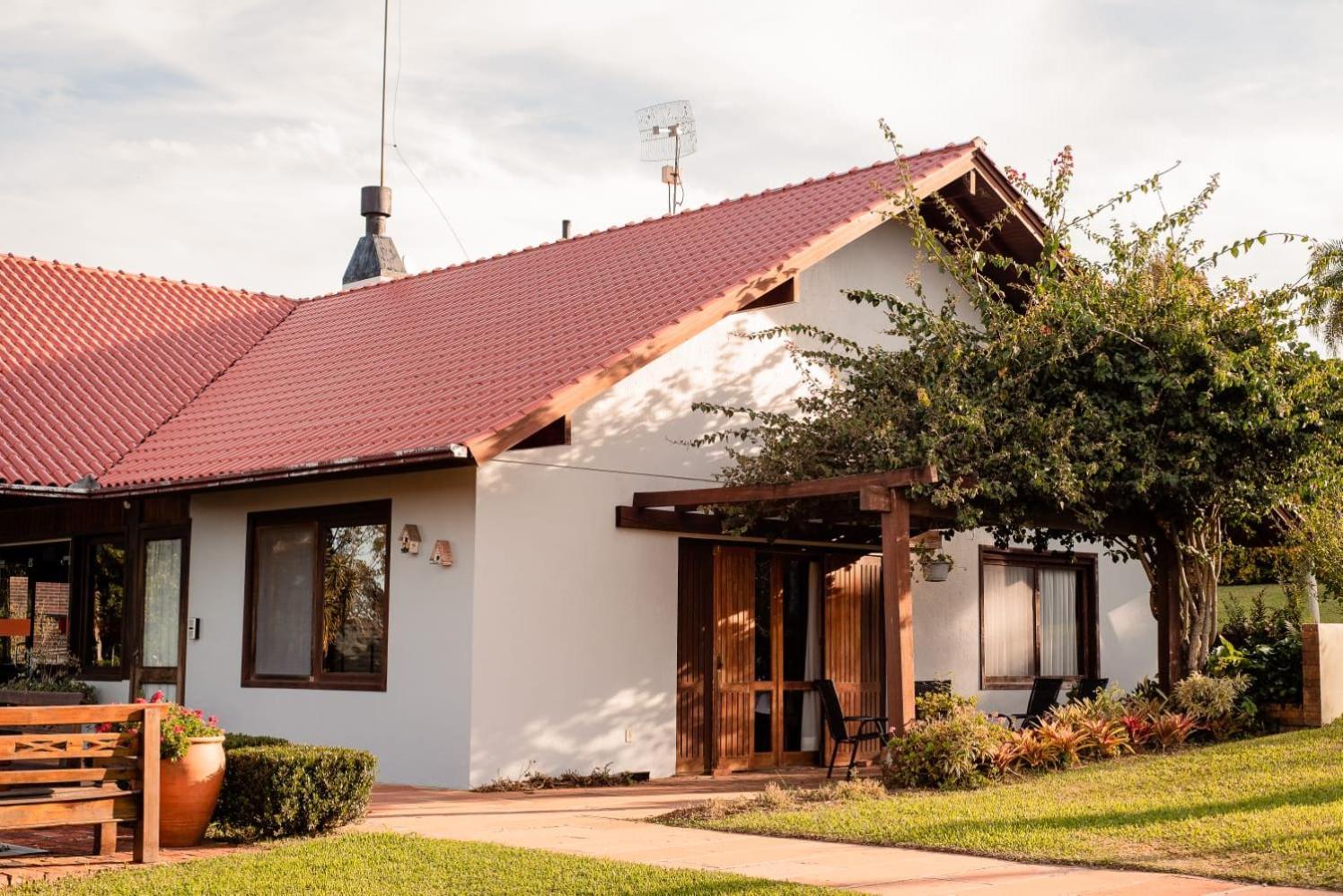 Hotel Vila Verde ノーヴァ・ペトローポリス エクステリア 写真