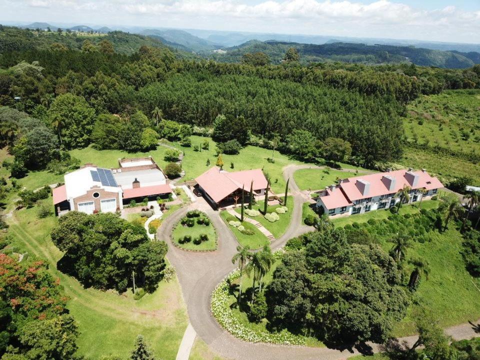 Hotel Vila Verde ノーヴァ・ペトローポリス エクステリア 写真